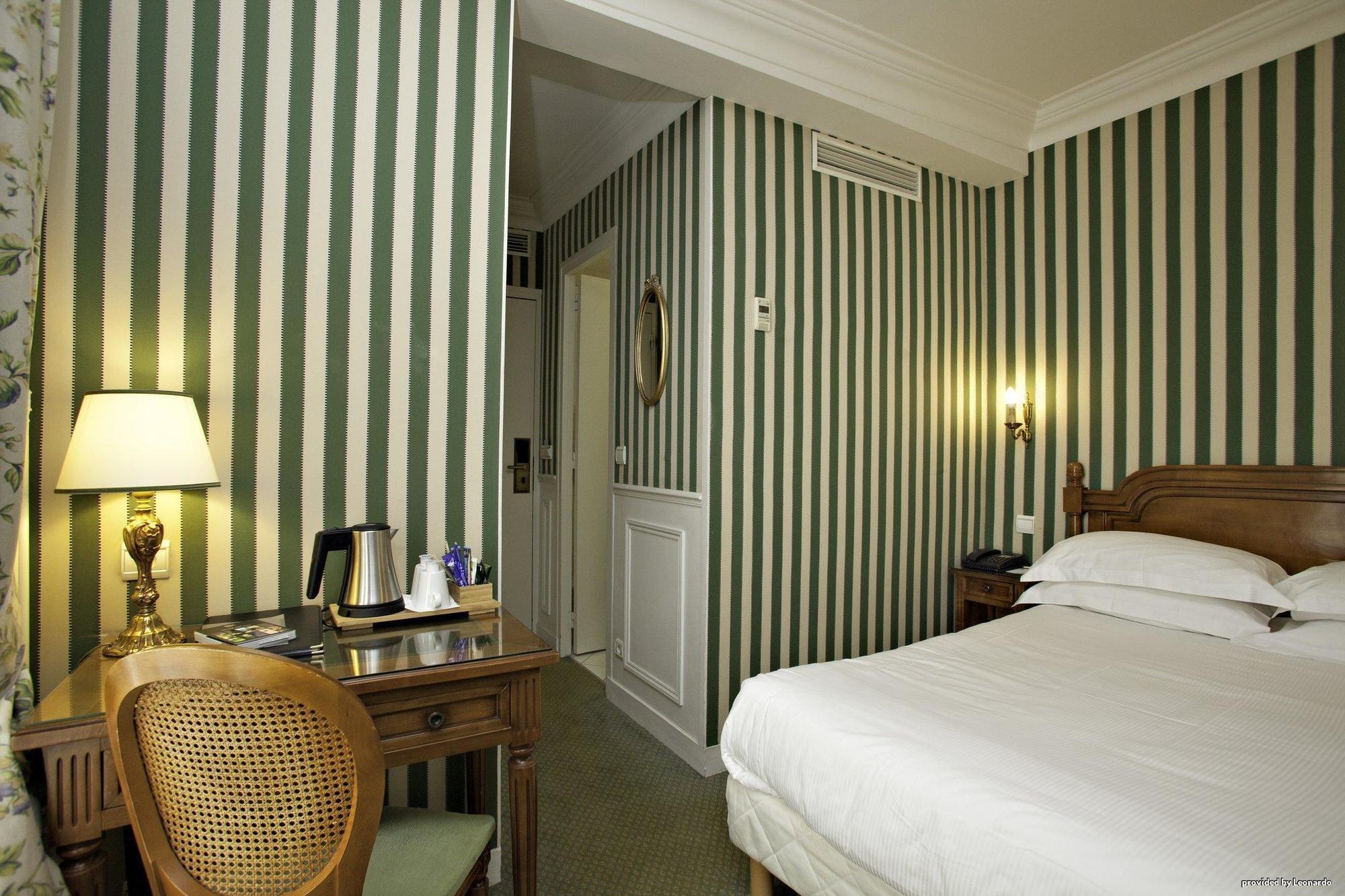 Hotel Ducs De Bourgogne Paris Room photo